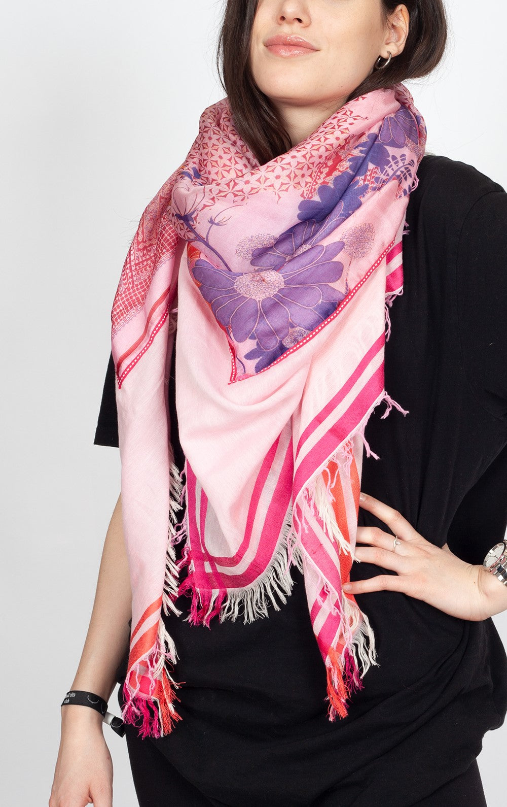FLOWERY 3104_840